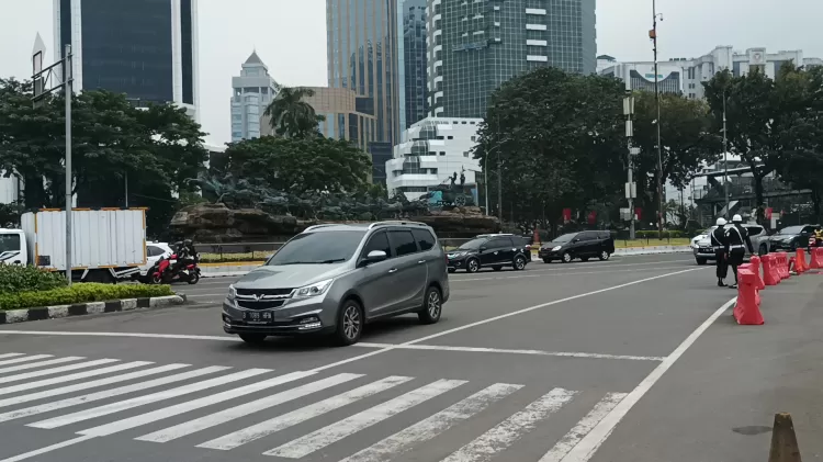 Demo Buruh Arus Lalin Di Patung Kuda Terpantau Lancar Akurat