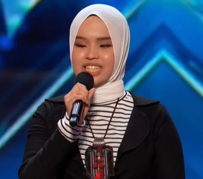 Profil Putri Ariani Penyanyi Tuna Netra Asal Indonesia Meraih Golden Buzzer Di America S Got