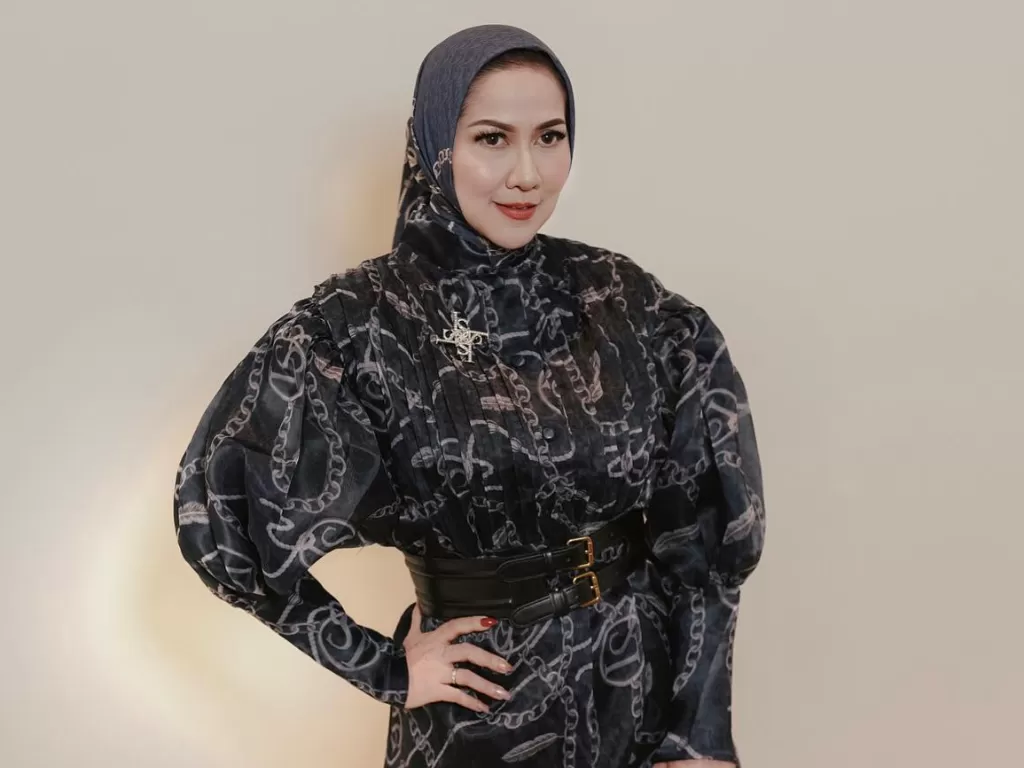 Profil Dan Biodata Venna Melinda Istri Ferry Irawan Yang Alami Dugaan