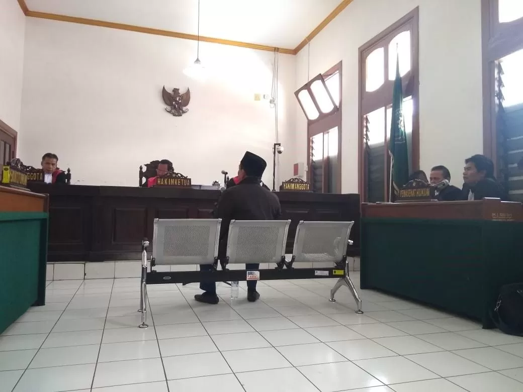 Jadi Saksi Fuad Amin Akui Beri Sejumlah Fasilitas Pada Wahid Husen