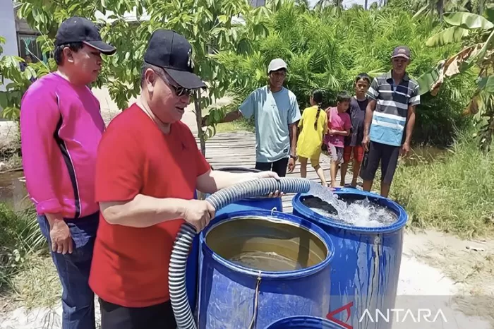 50 Ribu Liter Air Bersih Didistribusikan Untuk Atasi Krisis Air Di