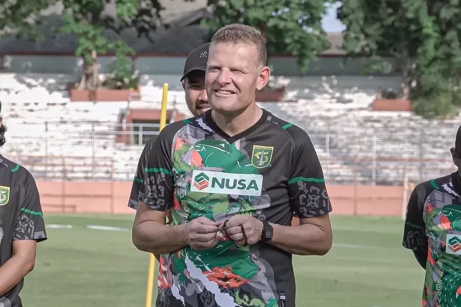 Jelang Duel Klasik Persebaya Vs Persib Bandung Josep Gombau Ungkap Hal