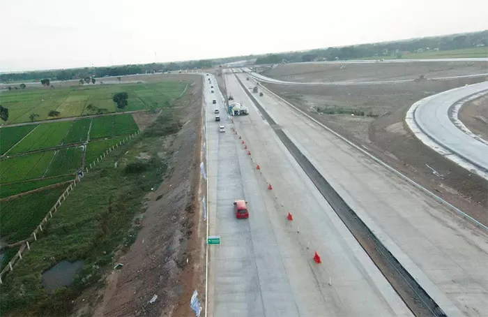 Hari Dibuka Fungsional Tol Jogja Solo Dilewati Ribu Lebih