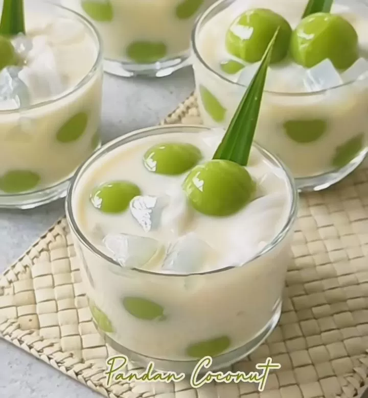 Pandan Coconut Dessert Minuman Yang Menyegarkan Kala Cuaca Panas