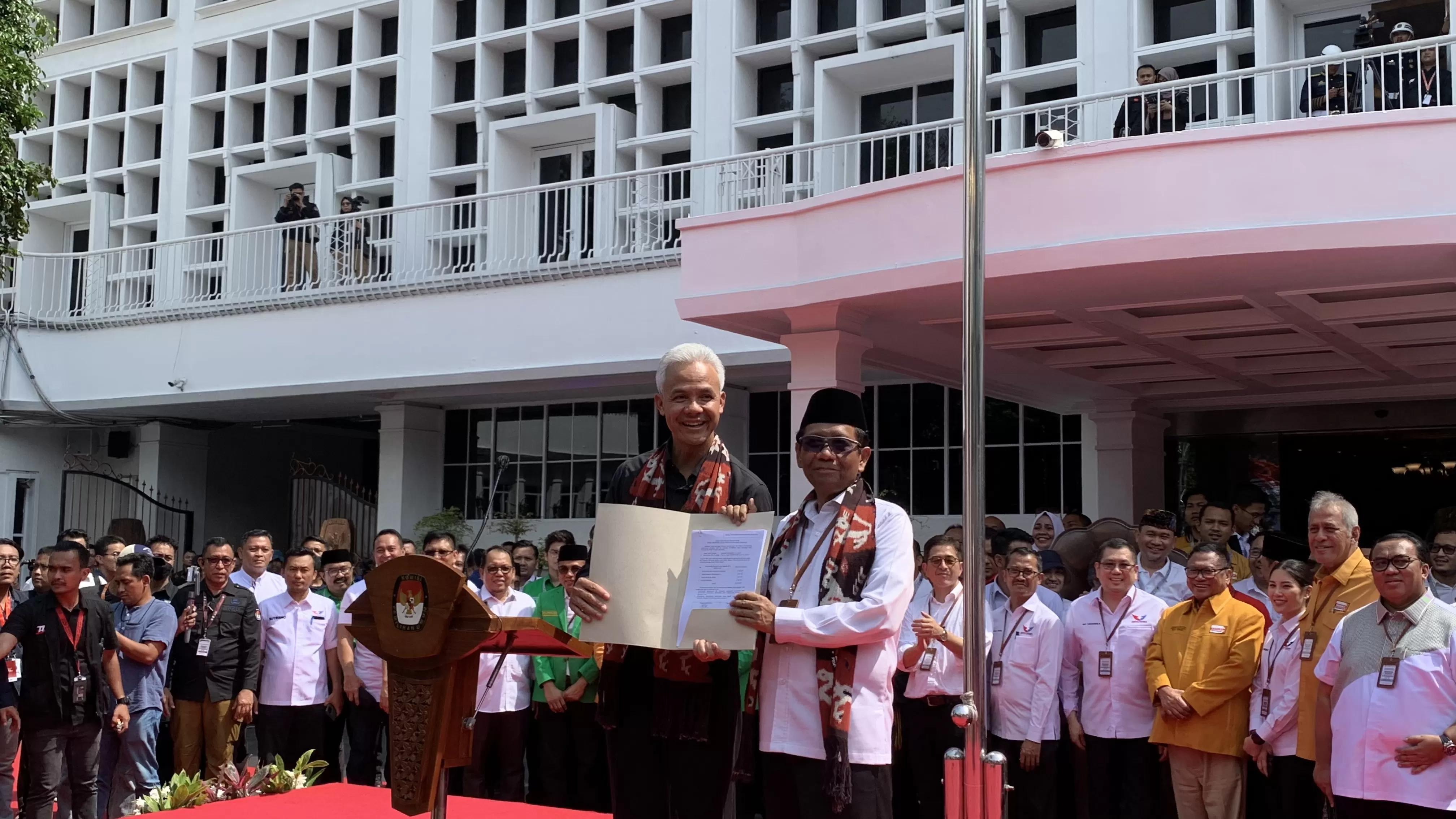 Visi Misi Ganjar Mahfud Bisa Diakses Daring Akurat