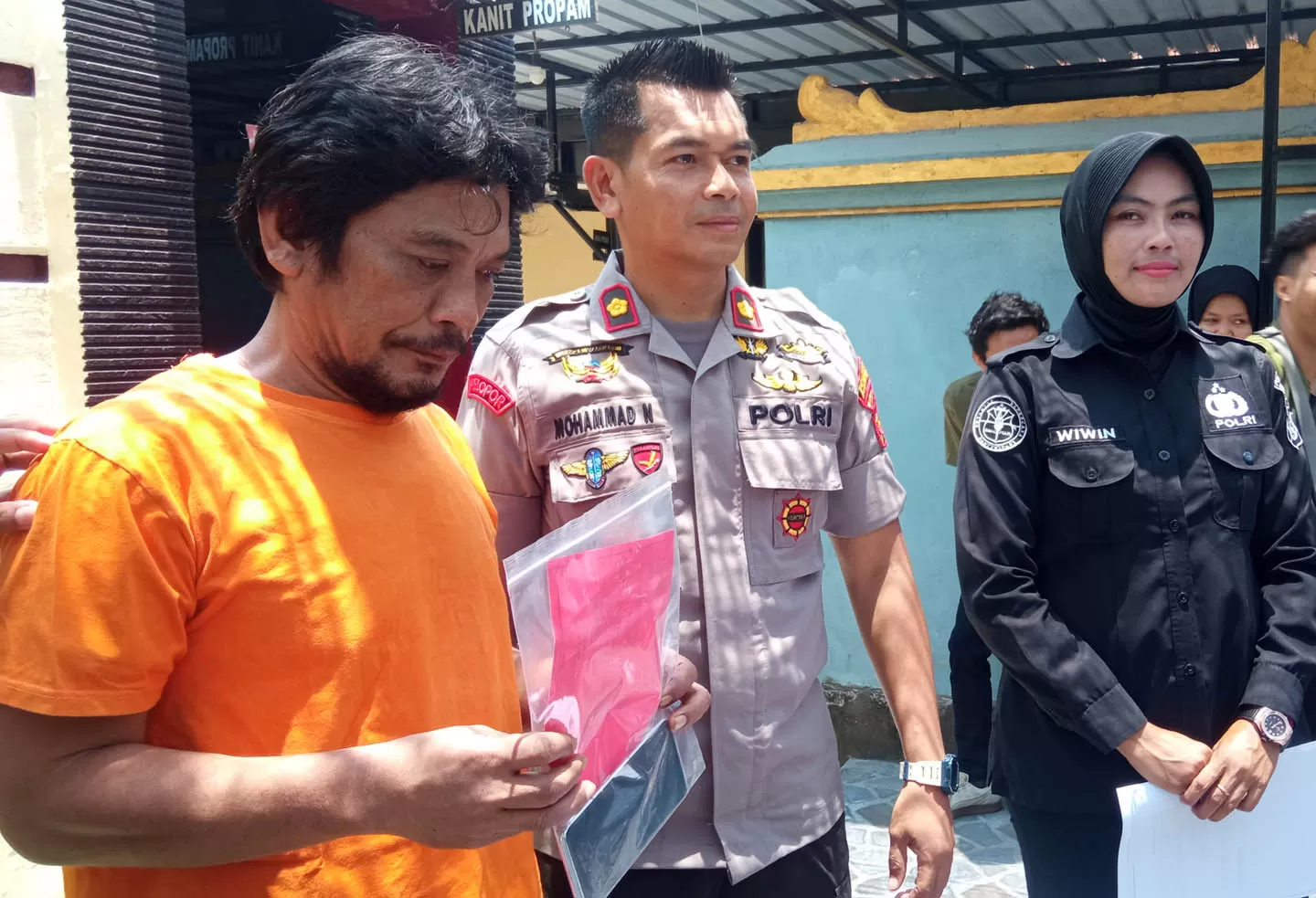 Calo Tiket Di Terminal Mandalika Dicokok Polisi Diduga Curi Hp