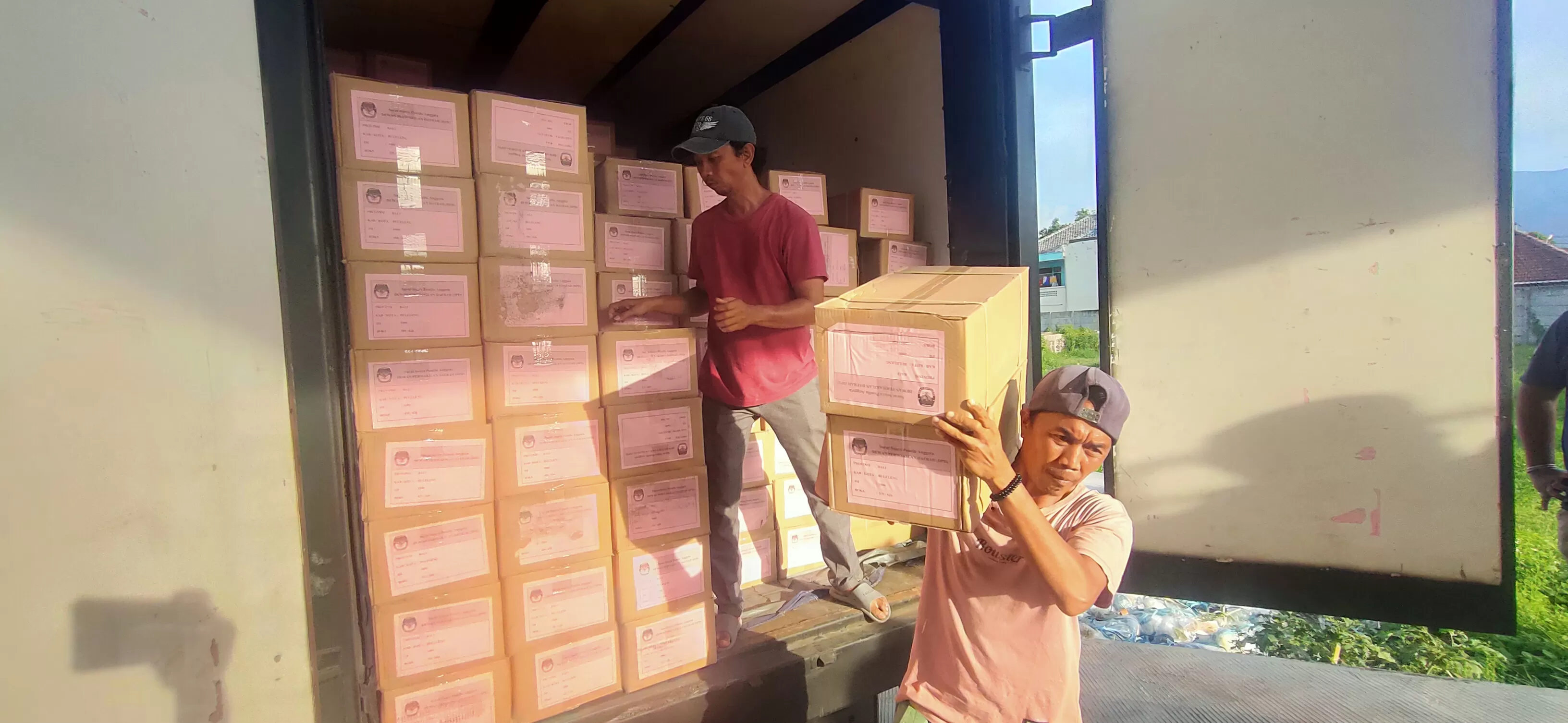 Logistik Pemilu Lengkap Kpu Buleleng Terima Kiriman Surat Suara