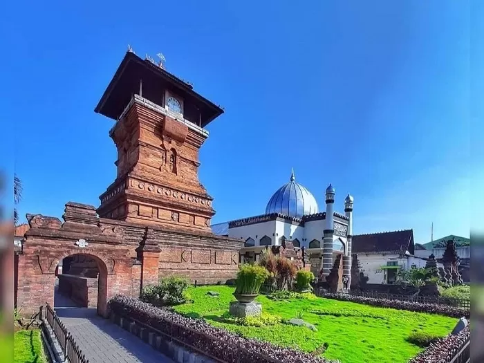 Fakta Sejarah Akulturasi Budaya Masjid Menara Kudus Arsitektur