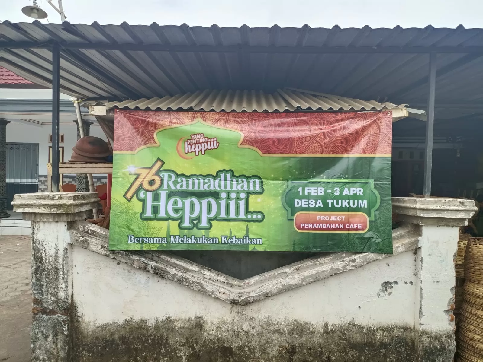 Desa Di Lumajang Ikuti Kegiatan Ramadhan Heppiii Pasang Lampu Untuk