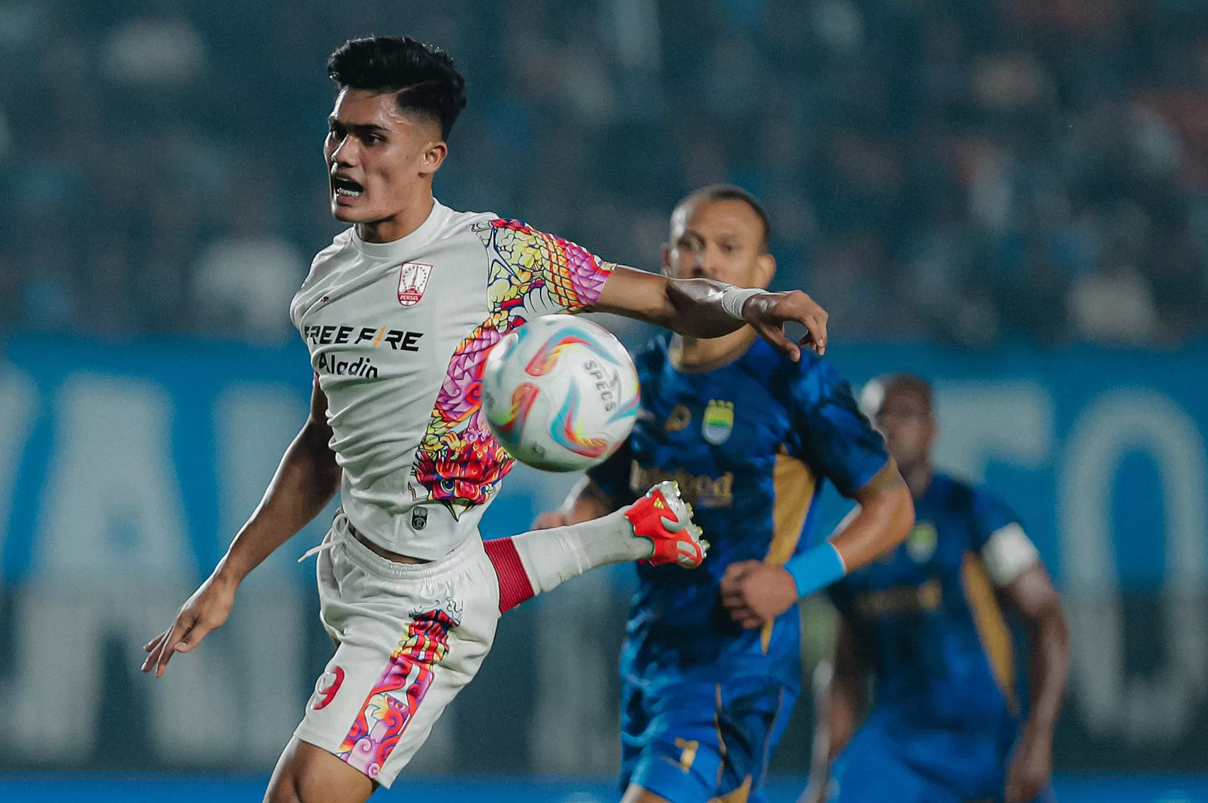 Bobol Gawang Persib Bandung Sananta Jadi Topskor Sementara Piala