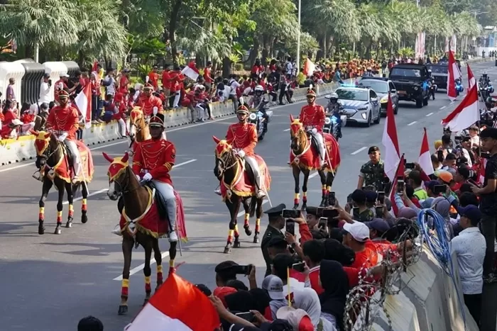 5 Fakta Menarik Kirab Bendera Jelang Upacara HUT Ke 79 RI Momen