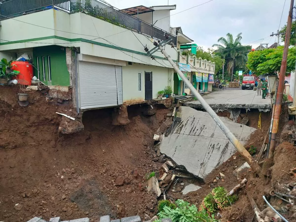 Banjir Dan Longsor Kepung Kota Semarang Info Mase