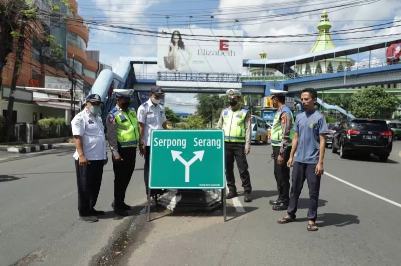 Jelang Mudik Dishub Kota Tangerang Pasang Rambu Jurusan Hingga