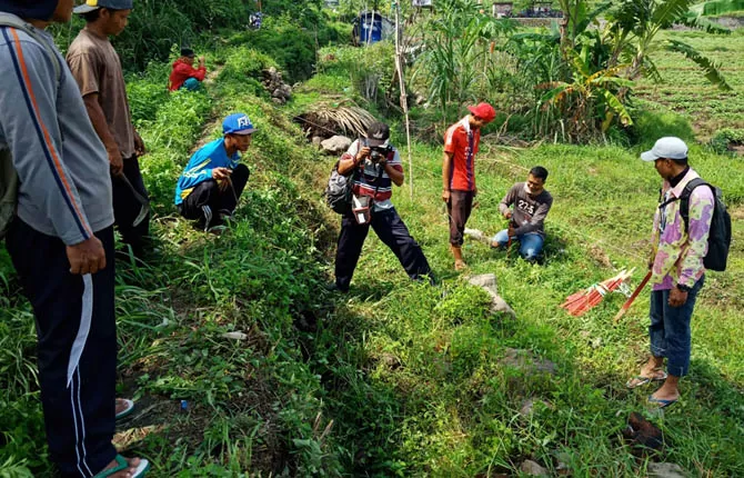 BPCB Jatim Turunkan 7 Personel Ekskavasi Bata Cagar Budaya Radar Bromo