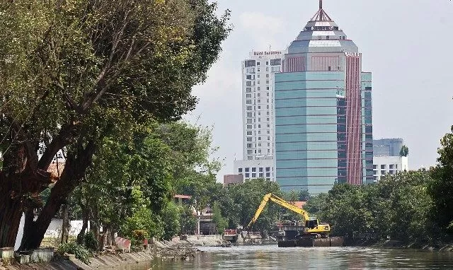 Pemkot Normalisasi Sungai Kalimas Antisipasi Puncak Musim Hujan Radar