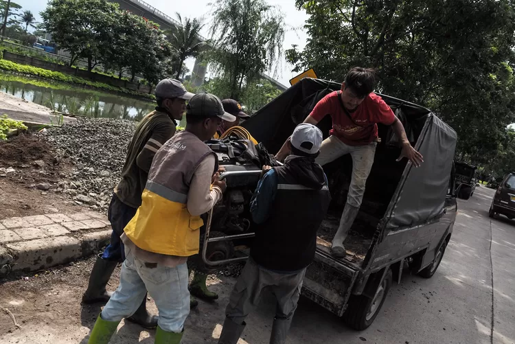 Pembangunan Kolam Retensi Rancabolang Di Jalan Sor Gbla Dipercepat