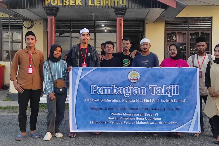 Tebar Pesan Damai Pemuda Dan Pelajar Jazirah Leihitu Berbagai Makanan