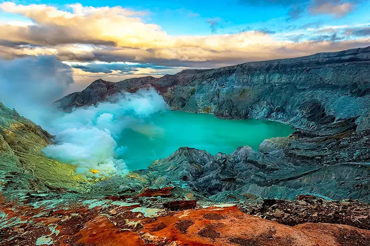 Yuk Liburan Ke Banyuwangi Pendakian Blue Fire Kawah Ijen Dibuka