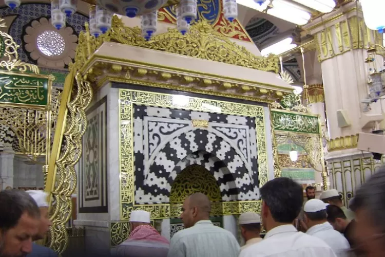 3 Mihrab Masjid Nabawi Dan Perbedaannya Tempat Imam Di Masjid Nabawi