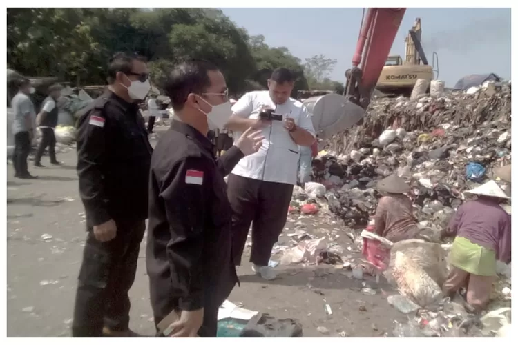 Komisi Iii Dprd Purwakarta Kritik Pengelolaan Sampah Tpa Cikolotok