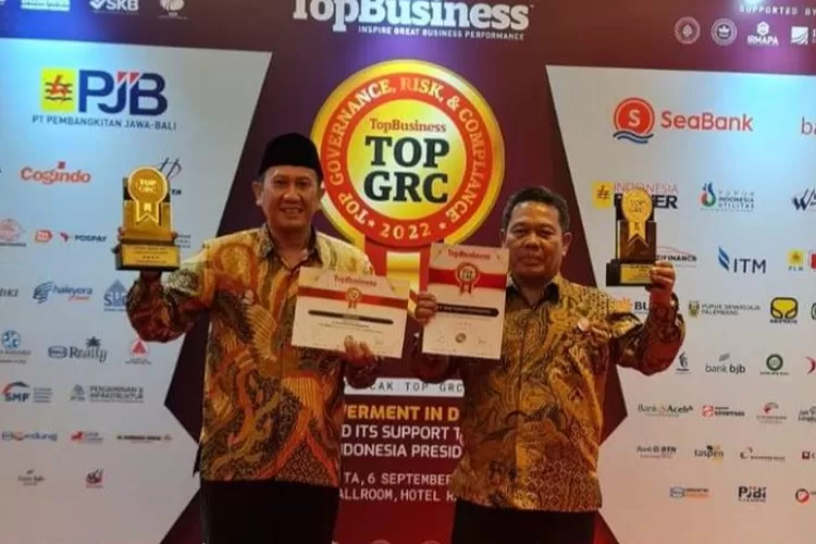 Bank Daerah Karanganyar Raih Top GRC Award 2022 Suara Merdeka Solo