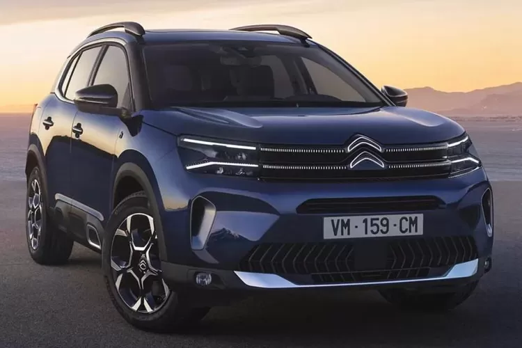 Diperkenalkan Di Indonesia Begini Spesifikasi Citroen C5 Aircross Dan