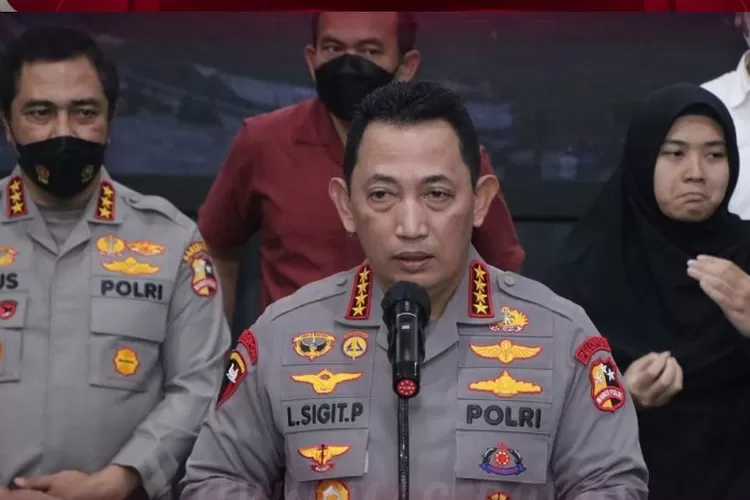 Polri Menetapkan 6 Orang Tersangka Dalam Kasus Kerusuhan Kanjuruhan