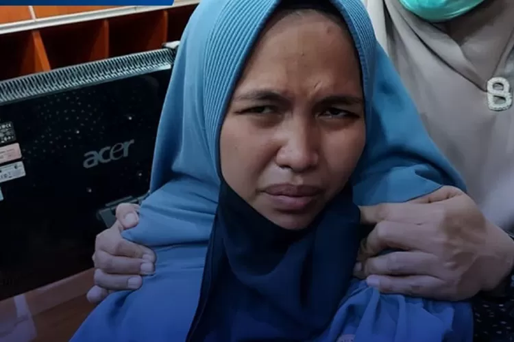 Senjata Api Jenis FN Yang Digunakan Perempuan Bercadar Milik Pamannya