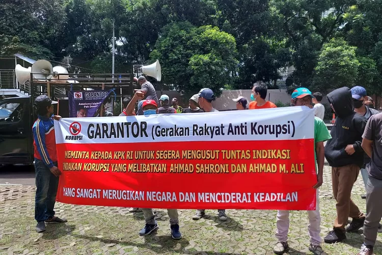 Unjuk Rasa Terjadi Di Kpk Minta Lembaga Antirasuah Periksa Dua Anggota