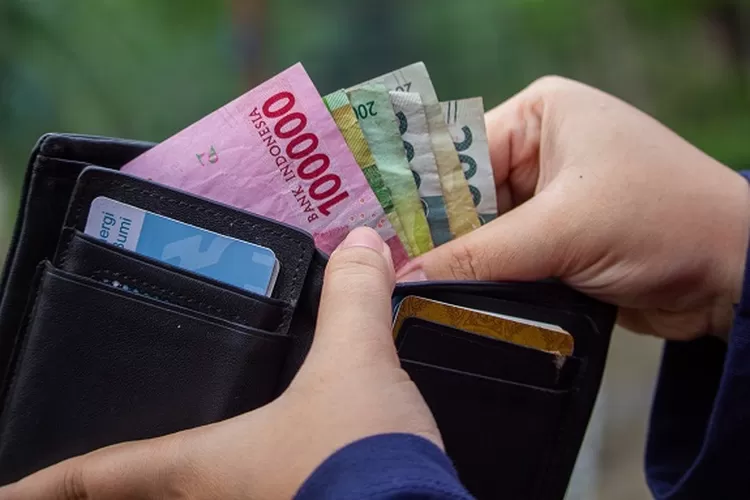 Dompet Guru Honorer Makin Tebal Duit Rp1 8 Juta Sudah Masuk Rekening