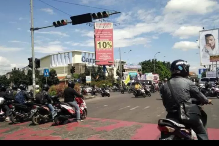 Lampu Merah Kiara Condong Bandung Jadi Lampu Merah Terlama Di Indonesia