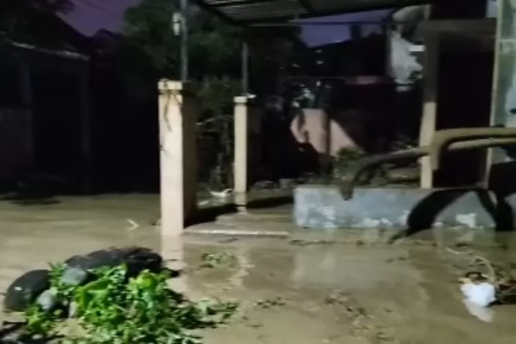 Banjir Di Perum Dinar Indah Meteseh Semarang Akibatkan Satu Warga