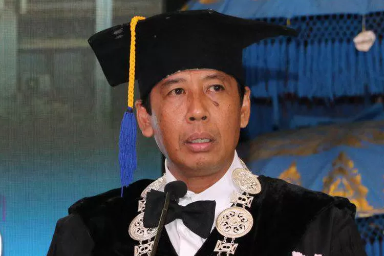 Kajati Bali Tetapkan Rektor Unud Sebagai Tersangka Kasus Korupsi Spi