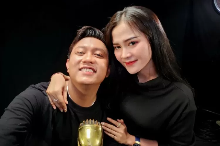 Siapa Bella Bonita Intip Profil Sosok Teman Duet Yang Diduga Menjadi Pacar Baru Denny Caknan