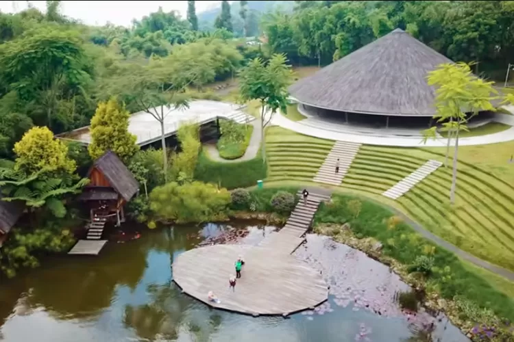 Aktivitas Seru Di Tempat Wisata Dusun Bambu Bandung Rekreasi Dan