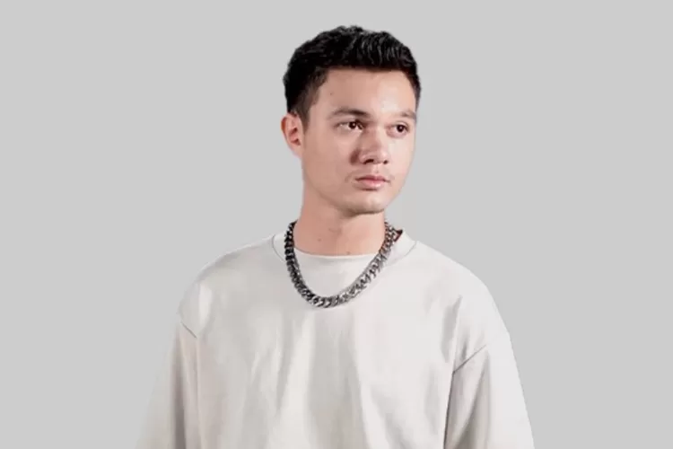 Paul Indonesian Idol Profil Dan Biodata Kontestan Indonesian Idol Asal Bali Yang Jago Main