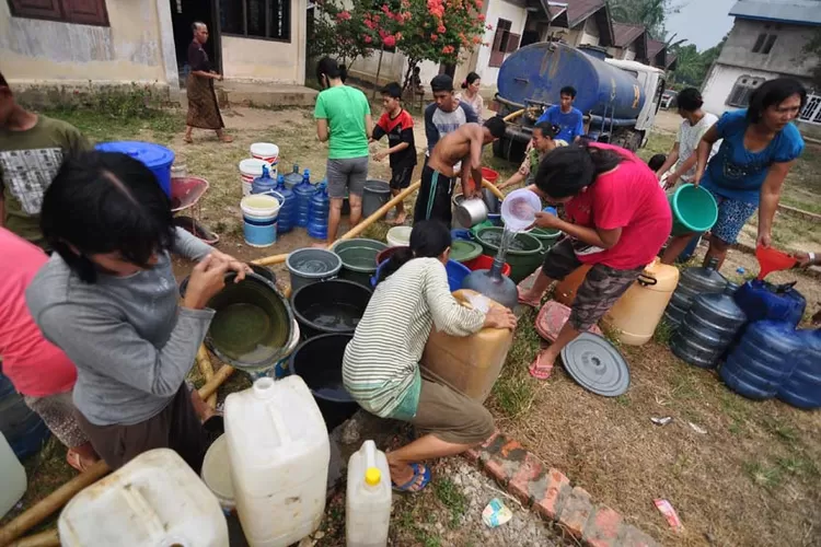 Siap Siap Peristiwa Kelangkaan Air Galon Terjadi Lagi Di Jawa Ini