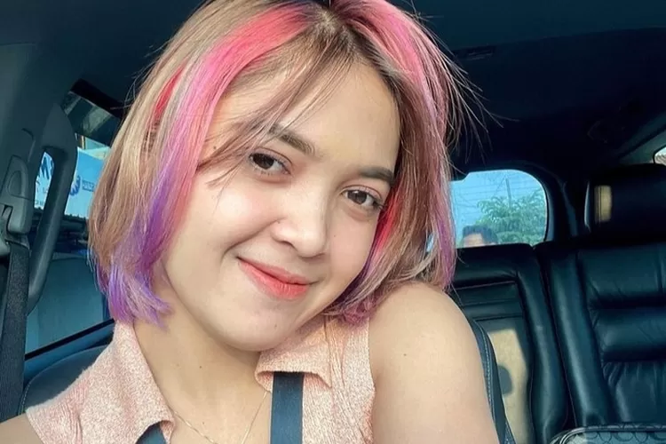 Biodata Profil Lengkap Putri Kristya Umur Agama Instagram Penyanyi Cantik Muda Karanganyar Jawa