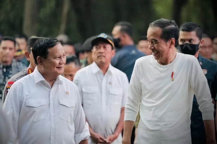 Potret Akrab Presiden Jokowi Dan Menhan Prabowo Saat Tanam Mangrove