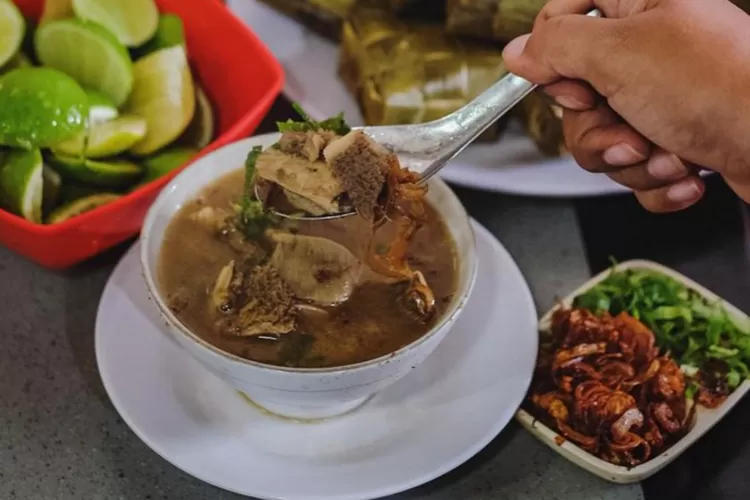 5 Rekomendasi Tempat Makan Coto Makassar Di Semarang Yang Rasanya Gak