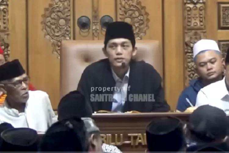 Berikut Profil Lengkap Gus Iqdam Pedai Muda Yang Sering Muncul Di FYP