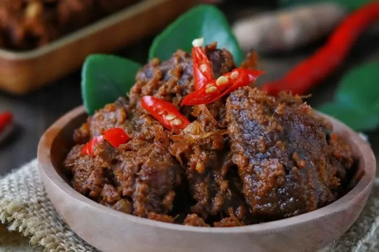 Lezat Inilah Makanan Khas Padang Yang Harus Kamu Coba Akurat