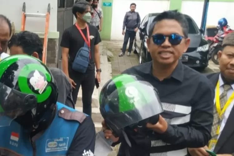 Hadiri Sidang Gugatan Cerai Dedi Mulyadi Bantah Tuduhan KDRT Bali