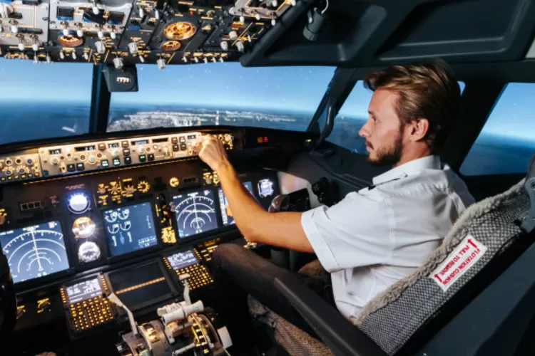 Cerita Di Balik Kode Mayday Yang Diucapkan Pilot Saat Pesawat Darurat
