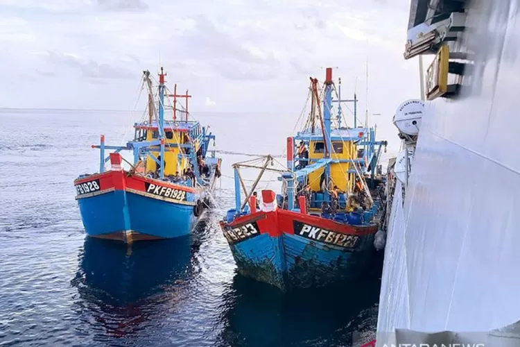 Lagi Kapal Berbendera Malaysia Masuk Ke Perairan Riau Dan Terciduk