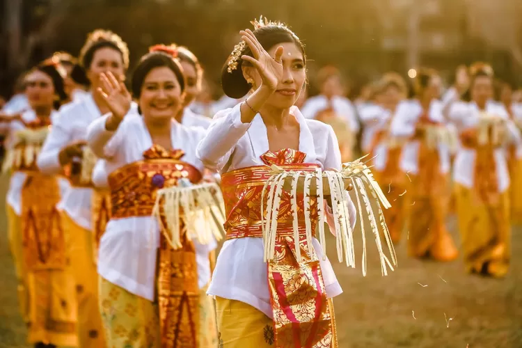 Sikap Dan Perilaku Yang Sesuai Dengan Sila Ke 2 Pancasila Indozone Life