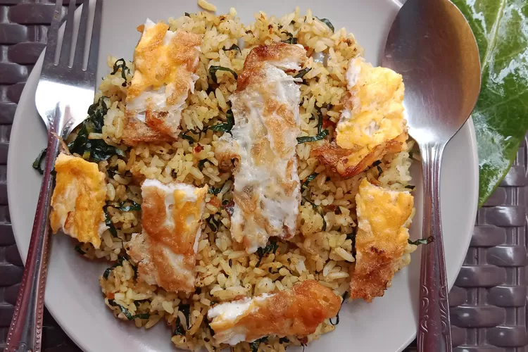 Resep Nasi Goreng Daun Mengkudu Khas Betawi Dijamin Sehat Dan Kaya