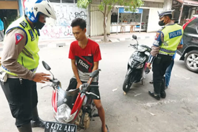 Polisi Kembali Berlakukan Tilang Manual Mulai Bulan Ini Jawa Pos