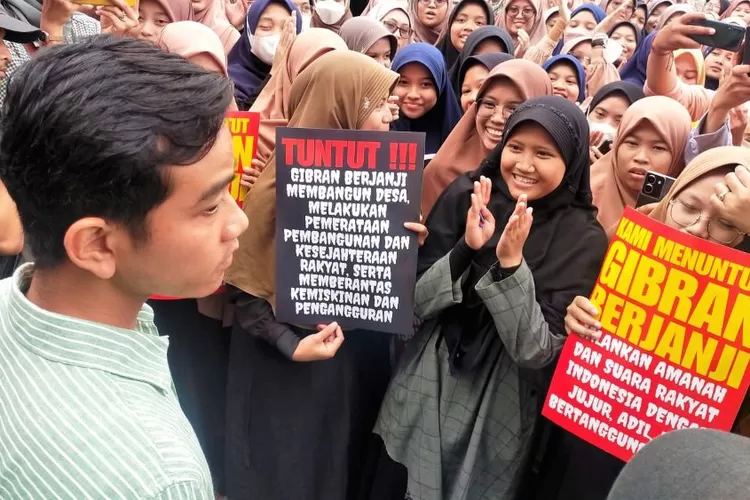 Anggap Janggal Demo Mahasiswa Dukung Gibran Di Solo BEM SI Barangkali