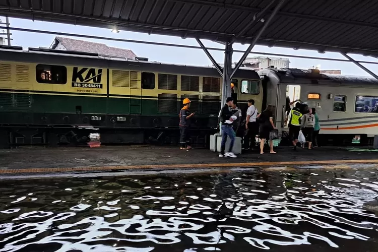 Imbas Banjir Besar Di Kota Semarang Daop 4 Hingga Daop 6 Yogyakarta